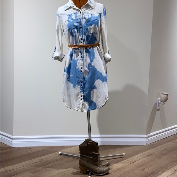 ✨Life in Progress✨Lightweight Denim Shirtdress - Picture 9 of 9